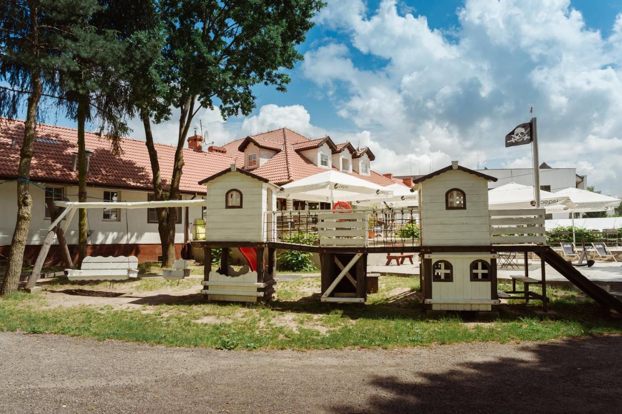 Pirat Hotel & Spa-Hotel Z Basenem Ольштин Екстер'єр фото